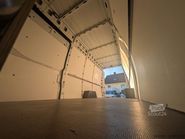 Furgone a tetto alto IVECO DAILY 35S18V L4H3 *TOP ZUSTAND* *AUTOMATIK* XXXL