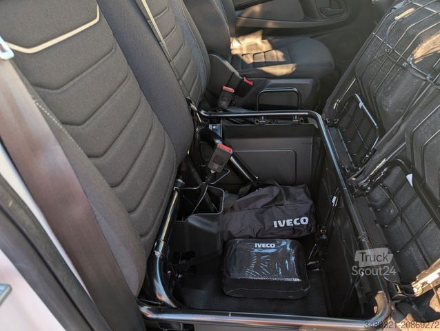 Furgone a tetto alto IVECO DAILY 35S18V L4H3 *TOP ZUSTAND* *AUTOMATIK* XXXL