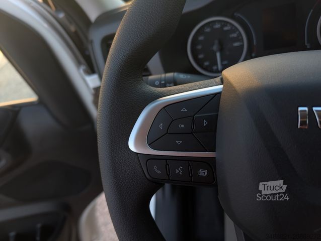 Furgone a tetto alto IVECO DAILY 35S18V L4H3 *TOP ZUSTAND* *AUTOMATIK* XXXL