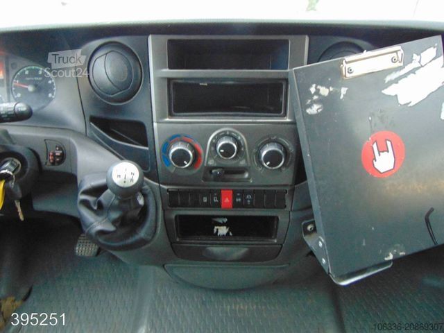 Dostavno vozilo s kesonom IVECO Daily 35 S 11 A / P Maxi Postkoffer REGALSYSTEM