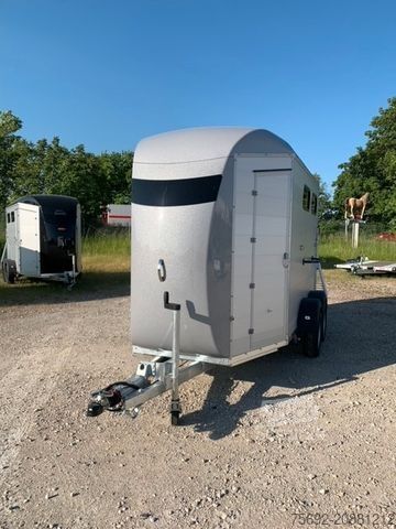 Remorcă pentru transport cai BÖCKMANN Portax LE