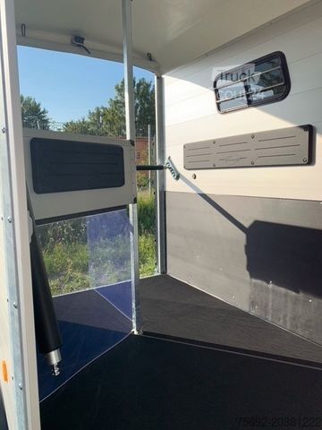 Prikolica za prevoz konj BÖCKMANN Portax SKA, große SK von außen bedienbar