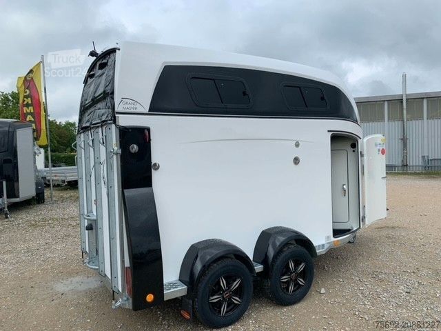 Prikolica za prevoz konj BÖCKMANN Grand Master SKA