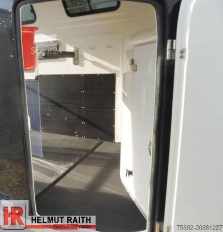 Prikolica za prevoz konj BÖCKMANN Grand Master SKA