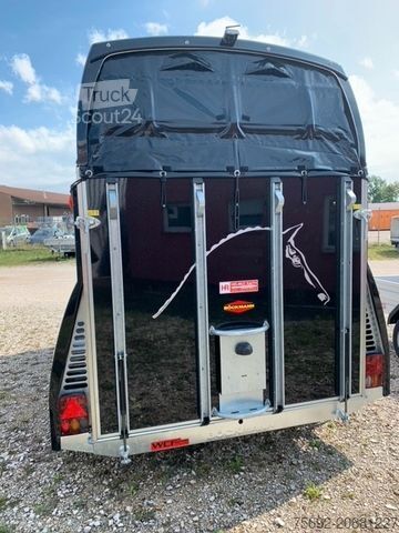 Prikolica za prevoz konj BÖCKMANN Grand Master SKA