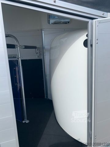 Prikolica za prevoz konj BÖCKMANN Champion Esprit incl. Esprit Zubehörpaket