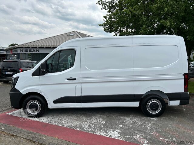 Furgão de painéis Nissan Interstar EV Kasten 87KWH 35 L2H2 3.5t FWD N-Connecta