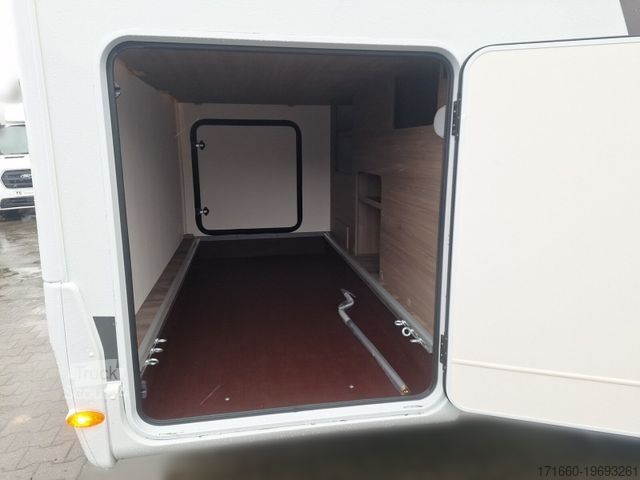 Інтегрований автокемпер CARADO I 447