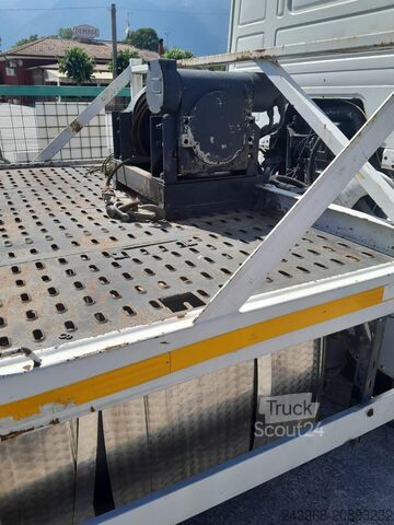 Carro attrezzi SCANIA 93 h 230