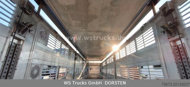 Boskapsbil VOLVO FH 460 Mega mit Finkl 3 Stock Hubdach