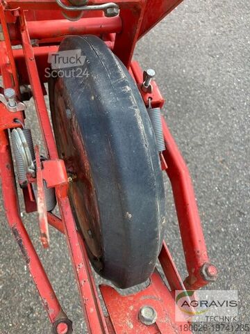 Σπαρτική μηχανή Becker CENTRA SUPER