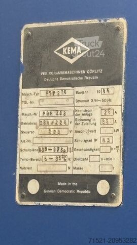 ES-GE Nutzfahrzeuge GmbH ES-GE Nutzfahrzeuge GmbH ES-GE Nutzfahrzeuge GmbH