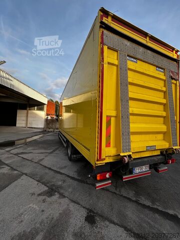 Vrachtwagen bak volvo FLL 42 12N