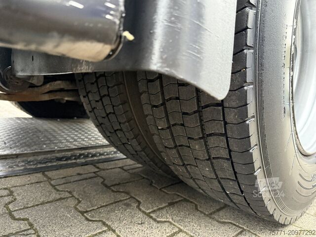 Yol temizleyici Scania P230 4x2 EURO5 ZAMIATARKA JOHNSTON VT605- 6 M³