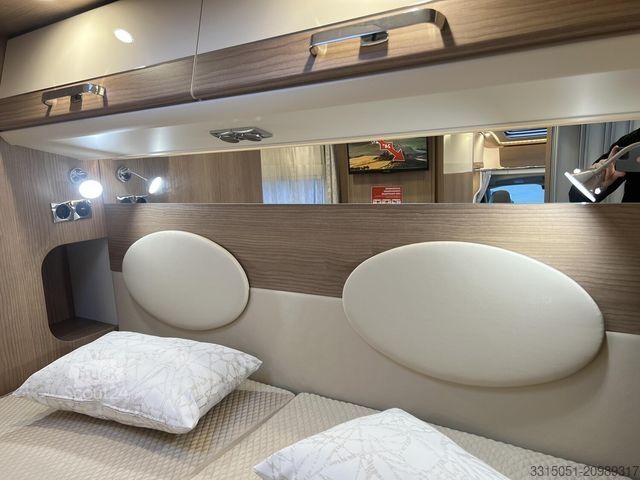 Camping-car semi-intégré MALIBU T 500 RB QB MJ25+ACC+Markise+Backo.+Kaffeem.