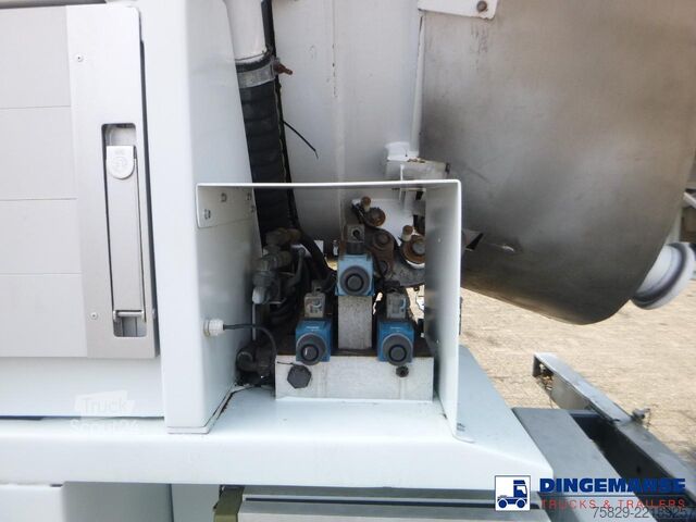 Kolkenzuiger Mercedes Actros 3241 8x4 RHD  Huwer vacuum tank / hydroc...