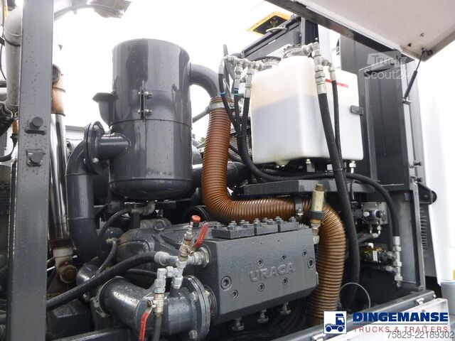 Засмукващо превозно средство Mercedes Actros 2541 6x2 RHD E5 Huwer vacuum tank / hydr...