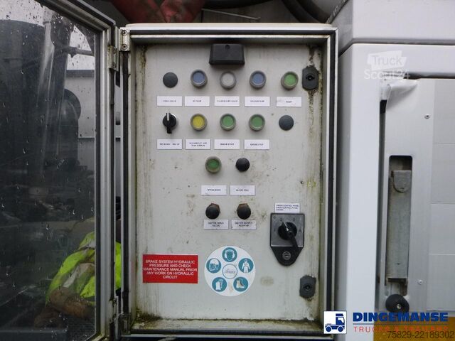 Засмукващо превозно средство Mercedes Actros 2541 6x2 RHD E5 Huwer vacuum tank / hydr...