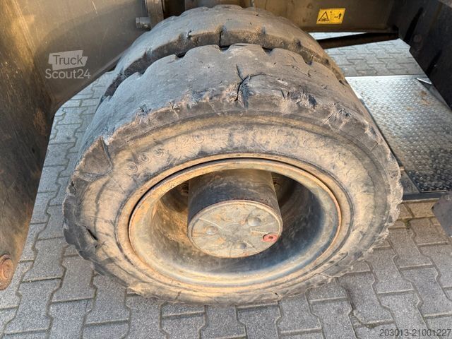 Ratinis ekskavatorius SENNEBOGEN 818 Mobilbagger *10.395h *4x Pratzen