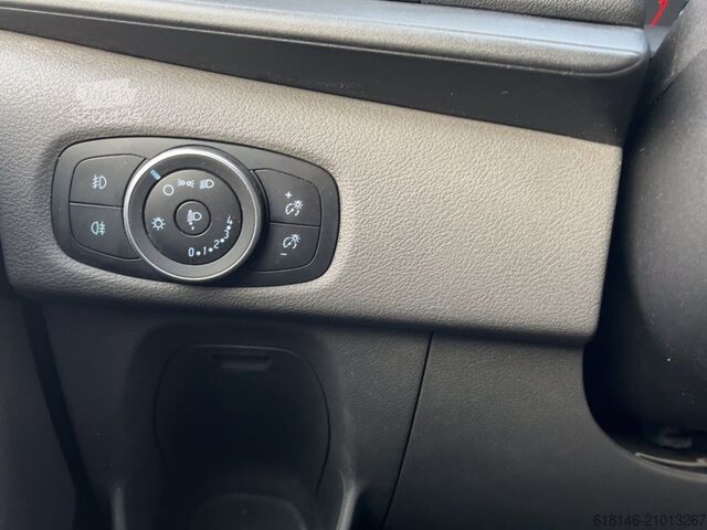 Fourgon tôlé FORD TRANSIT CUSTOM 310 L1 H1 Kasten* Black Edition