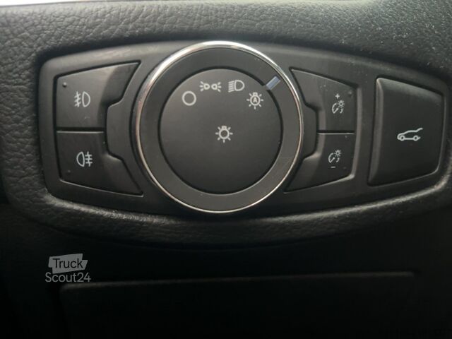 Minibus FORD S-MAX S-Max 2.0L TDCI ACC TWA AHK KeyLess PDC