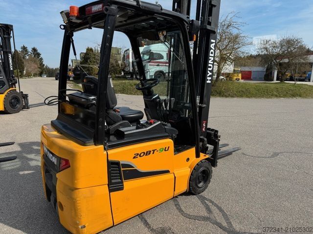 Chariot élévateur frontal HYUNDAI Elektro-Gabelstapler 20BT-9U