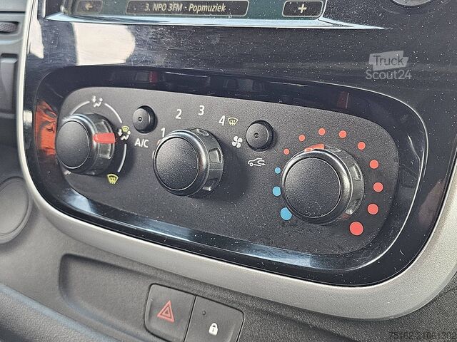 Karavan sa visokim krovom OPEL VIVARO 1.6 ac dubb schuideur E6