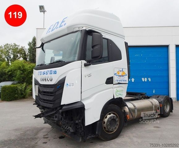 Standard tractor unit IVECO 460 S WAY NP LNG ACTIVE SPACE
