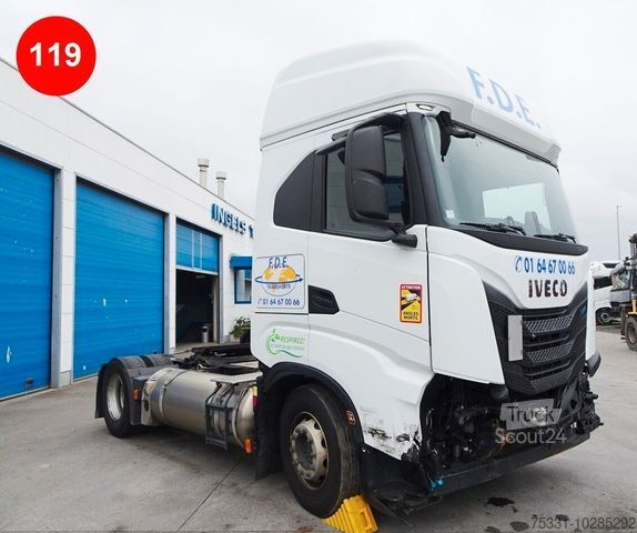 Standard tractor unit IVECO 460 S WAY NP LNG ACTIVE SPACE