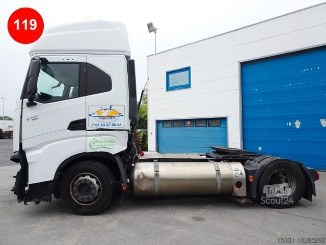 Standard tractor unit IVECO 460 S WAY NP LNG ACTIVE SPACE