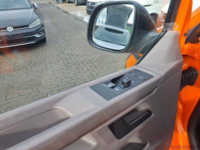 Pick-up van VOLKSWAGEN T6.1 Doka 1. Hand Klima