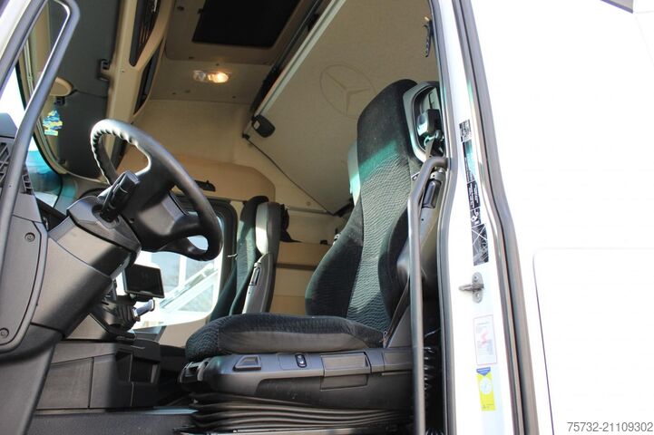 Standaard trekker Mercedes-Benz Actros 1843 E6  Retarder  ACC   LDW   Vollspoiler