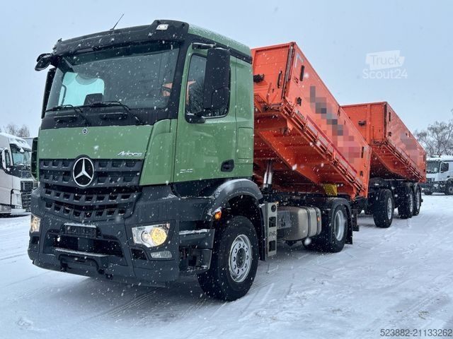 Camion-benne tricar MERCEDES-BENZ Arocs2145 Komplettzug*per*TopZustand*Plane