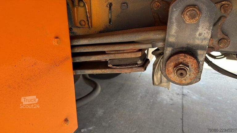 Boîte plate Mercedes-Benz 813 D (EX COMMUNAL / BE TRUCK / PARFAIT ETAT / ...