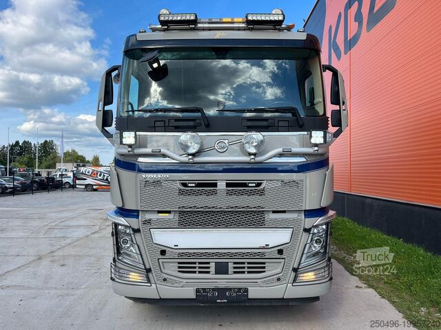 Pašizgāzējs Volvo FH 540 8x4 HYDRAULIC TENT / RETARDER / TANDEM A...