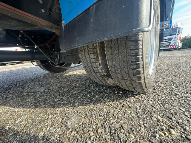 Σταθερό σώμα Iveco DAILY 35 C 18