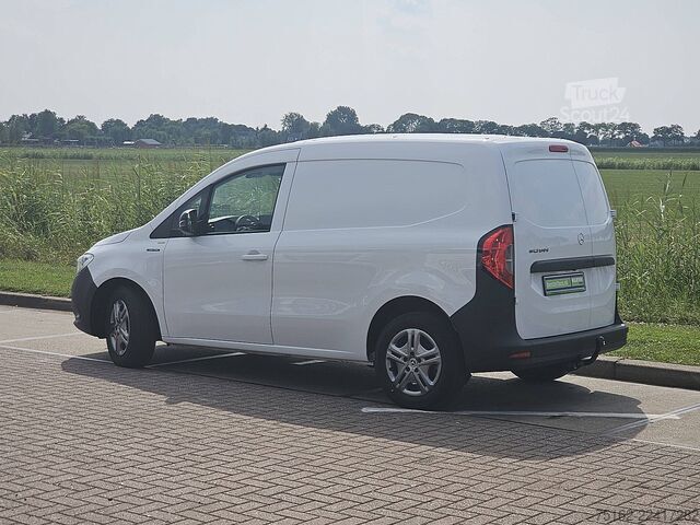 Matkalaukku MERCEDES-BENZ ECITAN 51kWh L1 290Km WLTP
