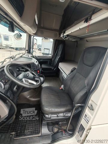 Standard tractor unit DAF XF 106.480 SSC