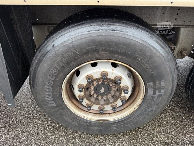 Box semitrailer SCHMITZ CARGOBULL SKO24./L-13.62FP25.