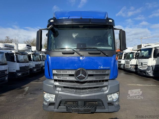Камион с платформа MERCEDES-BENZ ANTOS 1833 L Pritsche*SCHIEBE*AHK*Vorr. Stapler