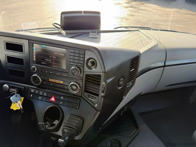 Камион платформа с брезент MERCEDES-BENZ ANTOS 1833 L Pritsche*SCHIEBE*AHK*Vorr. Stapler