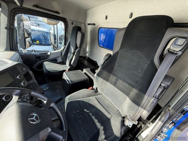 Камион платформа с брезент MERCEDES-BENZ ANTOS 1833 L Pritsche*SCHIEBE*AHK*Vorr. Stapler