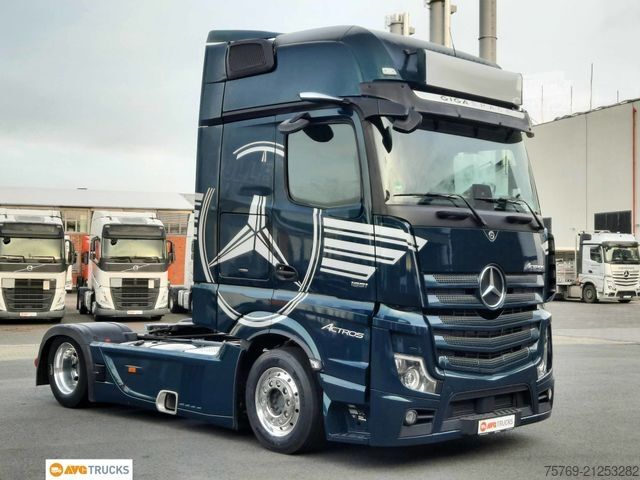 Prostorninska vlačilna enota MERCEDES-BENZ 1851 LS ACTROS Giga Retarder Standklima Alu