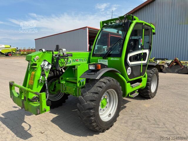 Încărcător telescopic Merlo TF 38-7