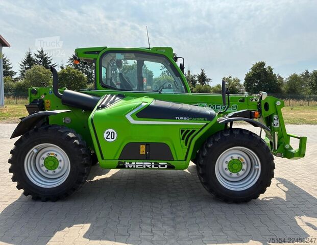 Încărcător telescopic Merlo TF 38-7