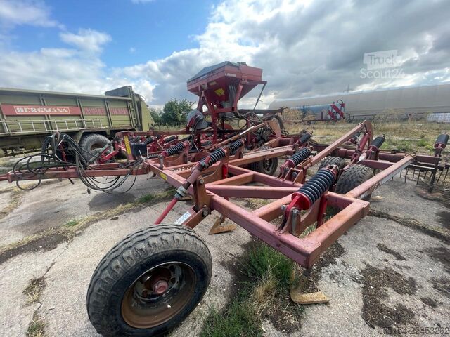 Gruber Horsch FG 7.5 mit  Accord-Sähcompactor