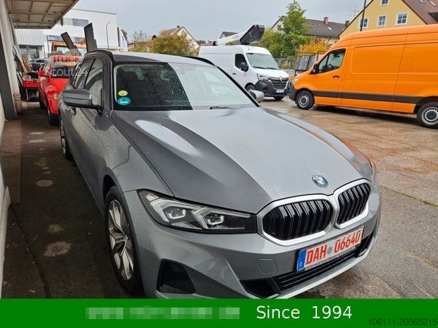 Мікроавтобус BMW 320d Touring xDrive