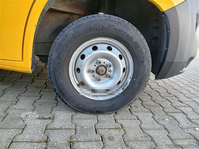 Furgon z wysokim dachem Citroen Jumper 33 L2H2 2.2 bluehdi 120cv S&S E6.2d-Isc