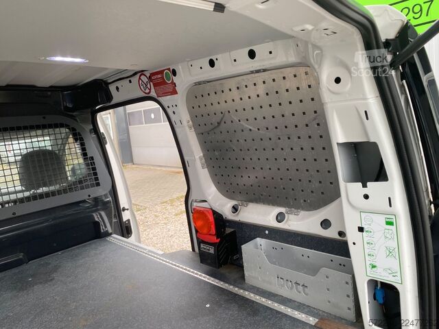 Panelová dodávka VW Caddy Cargo 2.0 TDI BMT DSG EcoProfi