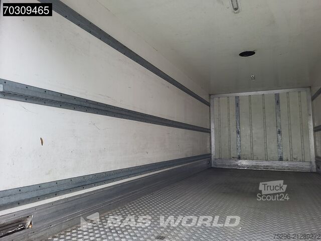 Bőrönd Mercedes Atego 818 Atego 4X2 NL-Truck 1000kg Ladebordwan...